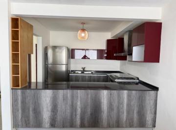 Casa de 3 habitaciones, Celaya · Se Vende Y/o Renta Semi_amueblada en Alteza Residencial en Celaya