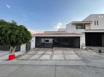 Casa de 3 habitaciones, León · Casa en Venta en Bosques del Refugio con 3 Recamaras
