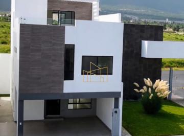 Casa · 163m² · 4 Recámaras · 2 Estacionamientos · Hermosa Casa en Venta Cumbres Provenza Sector Aqua