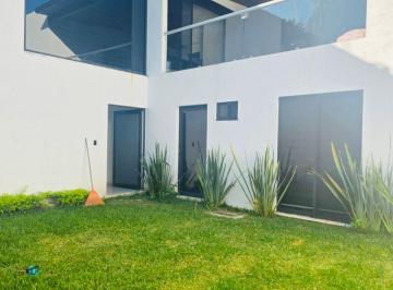 Casa de 3 habitaciones, Jiutepec · Casa en Venta con Acabados de Lujo en Jiutepec