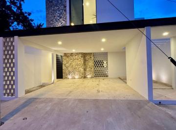 Casa de 4 habitaciones, Mérida · Casa en Venta en Margaritas Cholul Mérida