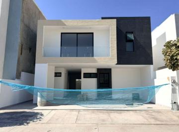 Casa de 4 habitaciones, León · Casa Nueva Ne Venta en Sierra Nogal con 4 Recamaras, 4 Baños, 2 Estacionamientos