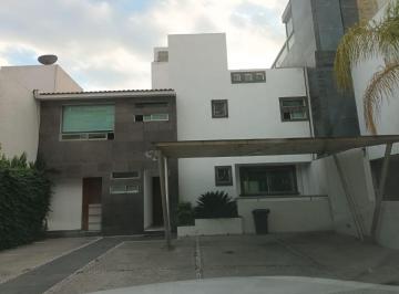 Casa de 3 habitaciones, Atizapán de Zaragoza · Casa en Venta en Puerta de Jurica, Bosque Esmeralda
