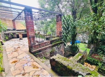 Casa de 3 habitaciones, Cuernavaca · Hermosa Casa en Venta en Medio del Bosque (Cesión de Derechos)