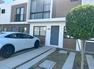 Casa en condominio · 118m² · 4 Recámaras · 2 Estacionamientos · Casa en Renta en Riscos Condesa Zákia - (4)