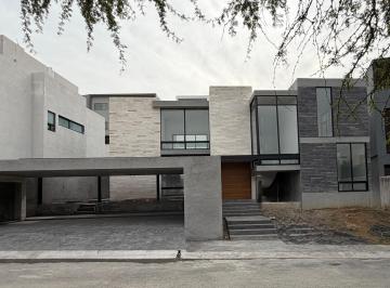 Casa de 3 habitaciones, Monterrey · Sierra Alta Casa en Venta en Zona Carretera Nacional en Monterrey N. L.