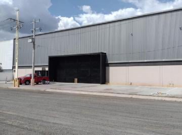 Nave industrial · 1880m² · 6 Estacionamientos · Nave en Renta en Parque Industrial Panan en Silao de La Victoria, Gto, Clúster Nave de 2300 m²