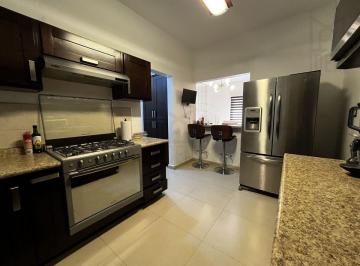Casa · 202m² · 3 Recámaras · 2 Estacionamientos · Hermosa Casa en Venta en Cumbres Elite 9no Sector, Monterrey N. L