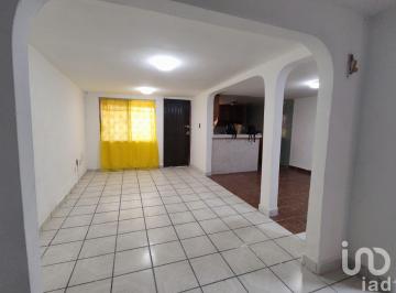 Casa · 110m² · 5 Recámaras · Casa en Venta en Hogares Obreros de 5 Recamaras y 2 Baños
