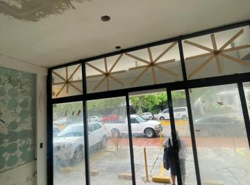 Local comercial · 47m² · Local en Renta | Sobre Av Nader