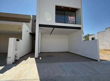 Casa · 217m² · 3 Recámaras · 2 Estacionamientos · Casa en Venta en Fraccionamiento Mayorazgo León Guanajuato
