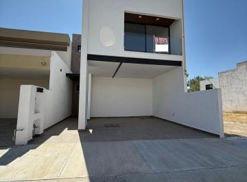 Casa · 217m² · 3 Recámaras · 2 Estacionamientos · Casa en Venta en Fraccionamiento Mayorazgo León Guanajuato
