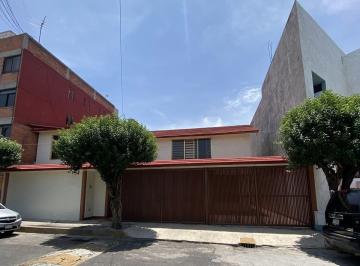 Casa de 4 habitaciones, Naucalpan de Juárez · Amplia Casa en Venta en Rivera de Echegaray