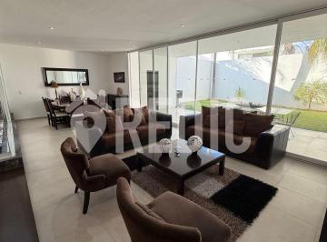 Casa de 4 habitaciones, Querétaro · Casa en Cumbres de Lago Frente a Área Verde (Sin Muebles)