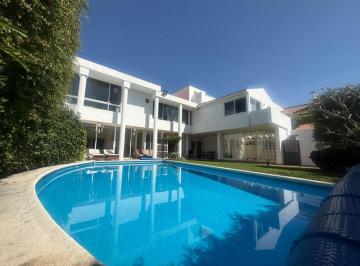Casa de 4 habitaciones, Jiutepec · D* Casa con 4 Recámaras en 500 m² de Terreno en Venta y Renta, Kloster Sumiya