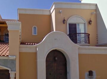 Casa de 4 habitaciones, Chihuahua · Casa en Venta, Colonia Lomas Altas IV Etapa, por Remate, Excelente Oportunidad de Inversión
