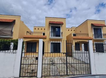 Casa · 130m² · 3 Recámaras · 2 Estacionamientos · Casa en Fraccionamiento Marsella