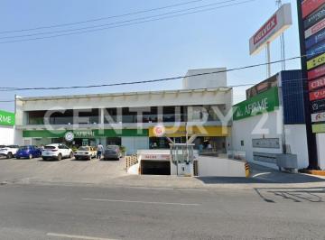 Local comercial · 330m² · 5 Estacionamientos · Local en Renta Sobre Calzada Francisco I Madero