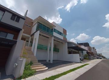 Casa de 5 habitaciones, Querétaro · Casa en Venta en Mision San Jeronimo, Queretaro
