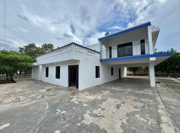 Casa de 5 habitaciones, Chicxulub Pueblo · Casa en Venta con Gran Terreno en Conkal, Yucatán