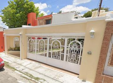 Casa de 4 habitaciones, Mérida · Casa en Venta en Colonia Montes de Ame, Merida, Yucatan