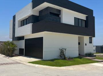 Casa · 256m² · 3 Recámaras · 2 Estacionamientos · Casa en Residencial "Punta Tiburón"