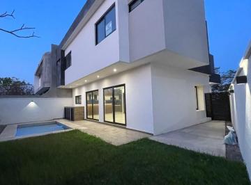 Casa · 265m² · 4 Recámaras · 2 Estacionamientos · Casa en Punta Tiburón. Laguna Ladoga