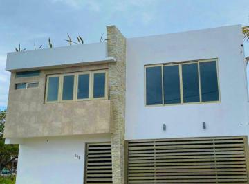 Casa · 400m² · 4 Recámaras · Casa en Rafael Díaz Serdán