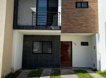 Casa de 3 habitaciones, Zapopan · Casa en Venta en Capital Norte Madeiras - Parota 14