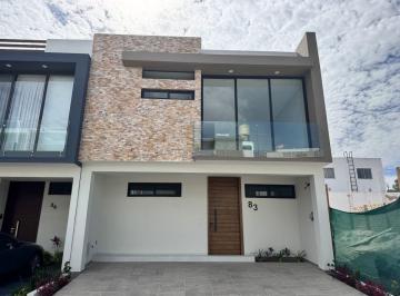 Casa de 5 habitaciones, Zapopan · Casa 4 Habs y Estudio, Coto Almendro Valle Imperial
