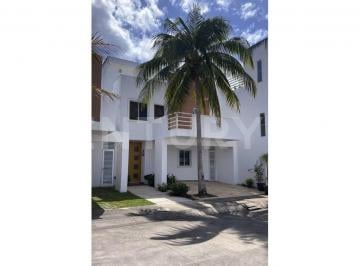 Casa en condominio · 176m² · 5 Recámaras · 2 Estacionamientos · Oportunidad en Residencial La Joya – Casa con 5 Recámaras