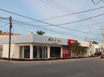 Local comercial , Mérida · Local Sobre Calle Principal y a 2 Calles de Av