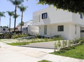 Casa en condominio de 4 habitaciones, Zapopan · Residencia en Venta, en Valle Real