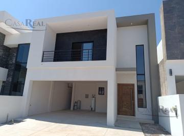 Casa · 245m² · 3 Recámaras · 2 Estacionamientos · Casa en Venta en Residencial Valdivia Chihuahua