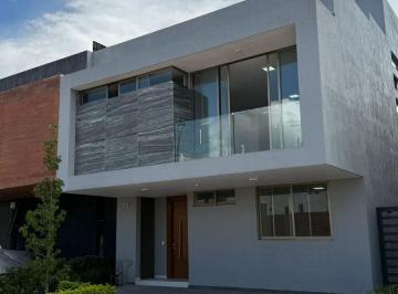 Casa de 4 habitaciones, Zapopan · Casa en Venta Nueva en Coto Bosquetto, en Bosques Vallarta