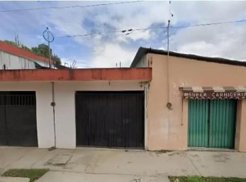 1 · Oportunidad de Inversión: Casa en Remate con Locales Comerciales en Misantla Centro, Veracruz