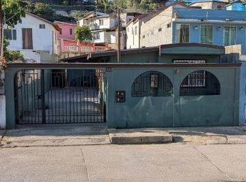 Casa de 3 habitaciones, Tijuana · Casa en Venta Mas Departamento de 1 Recámara Colonia Obrera