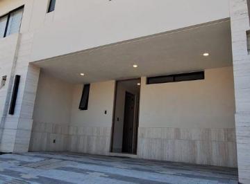 Casa de 3 habitaciones, León · Casa en Venta en León Guanajuato