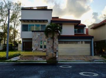 Casa · 580m² · 3 Recámaras · Casa en Venta Vista Bella