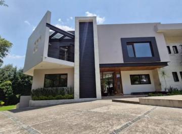 1 · Hermosa y Renovada Residencia en Venta, Club de Golf Vallescondido
