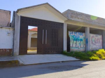 Casa · 180m² · 3 Recámaras · 4 Estacionamientos · Casa en Venta de 1 Nivel en Obra Negra en San Francisco Tlalcilalcalpan