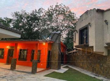 Casa · 450m² · 2 Recámaras · - Cr Casa en Renta Santiago, N. L.