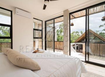 Casa · 319m² · 4 Recámaras · - Cv Casa en Venta en Tulum Centro