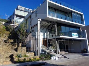 Casa · 722m² · 4 Recámaras · - Cv Casa en Venta en Balcones del Campestre