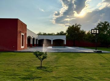 Quinta · 3000m² · 1 Recámara · Quinta - Apodaca