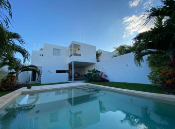 Casa de 3 habitaciones, Mérida · Casa Al Norte de Mérida de 3 Habitaciones con Piscina