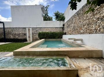 Casa · 184m² · 2 Recámaras · Casa en Venta en El Centro, San Sebastian, Totalmente Equipada, con Alberca