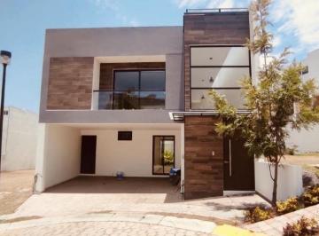 FACHADA · Casa en Venta Parque Cuernavaca Lomas de Angelopólis