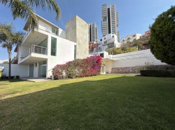 Casa · 360m² · 3 Recámaras · 1 Estacionamiento · Casa en Venta Milenio III Querétaro - (4)