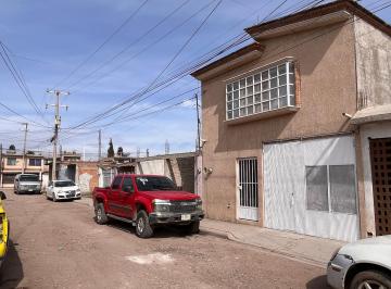 Casa · 178m² · 4 Recámaras · 1 Estacionamiento · Casa en Venta 4 Recamaras - (4)